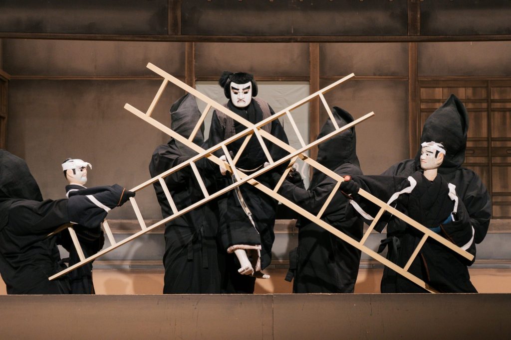 淡路人形浄瑠璃の演目の一場面（画像提供：淡路県民局）